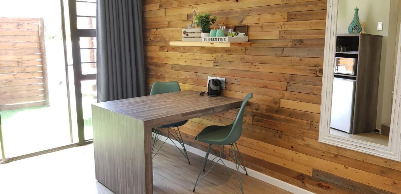 The Hillcrest Guesthouse East London Εξωτερικό φωτογραφία